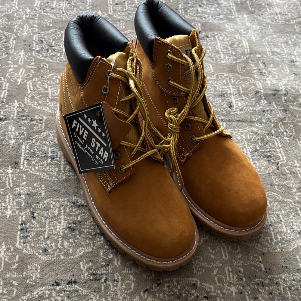 Five Star Men's Wheat/Tan Work Boots with Black Collar